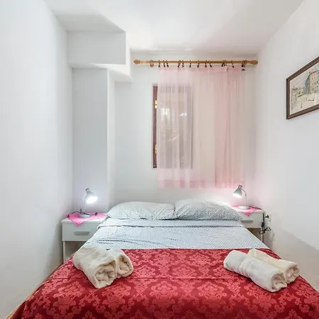 Apartment Feniks Porec