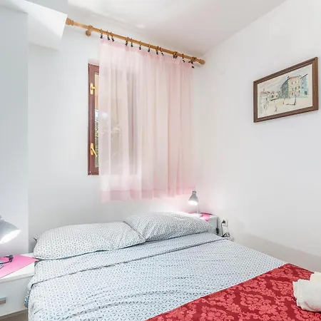 Feniks Apartment Porec