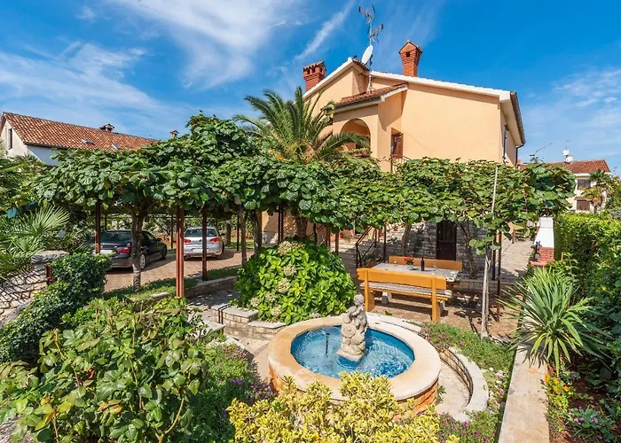 Feniks Апартаменти *