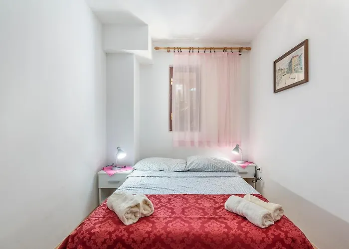 Апартаменти Feniks Пореч